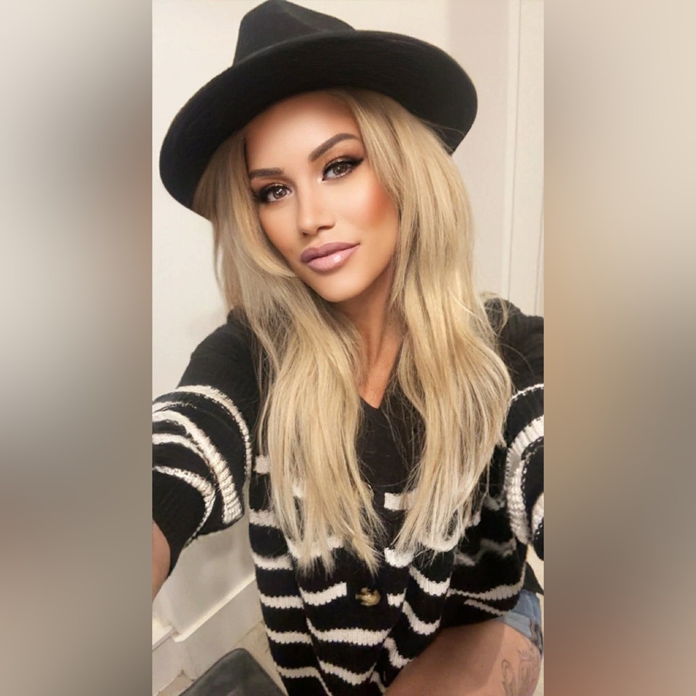 🖤 Rachel Zoe Black & White Striped Cardigan – Gold Button Detail